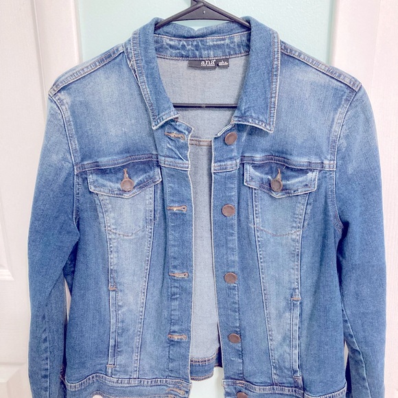 Jackets & Blazers - Denim jacket